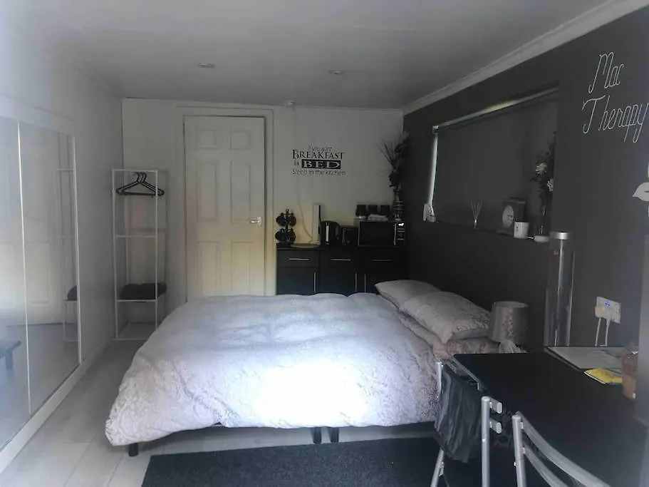 Belfast Private Room, En-Suite & Own Access 英国